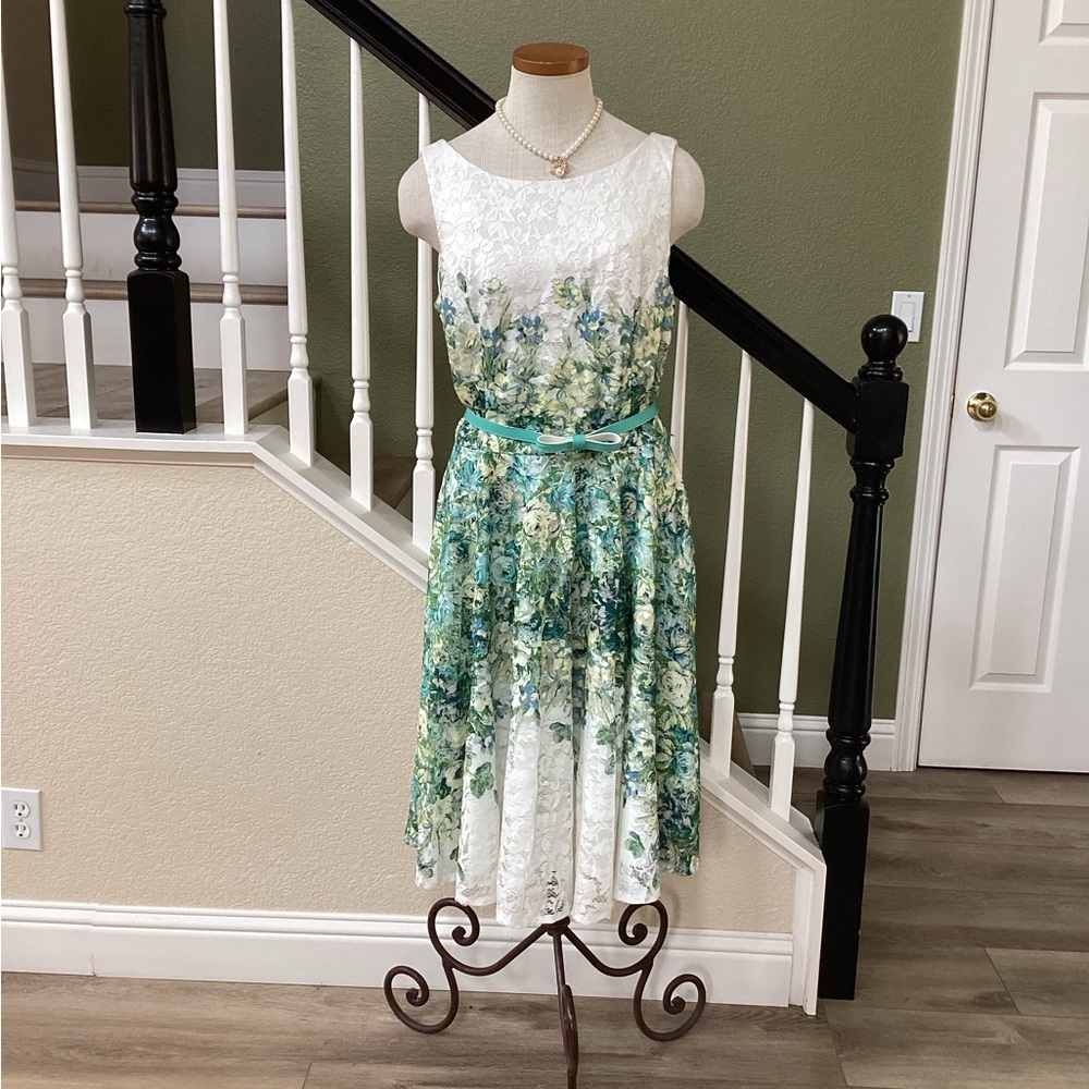 Roz & Ali Floral Lace Dress with Belt 14